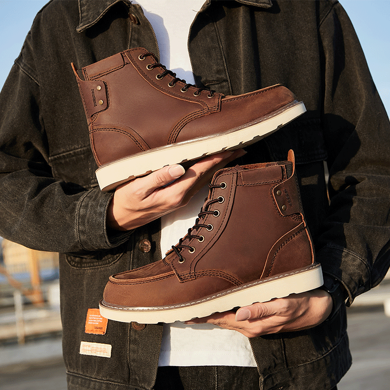 Aule Mid-top Martin Boots